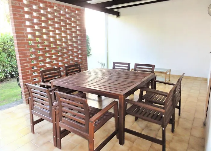 Stella بيبيوني